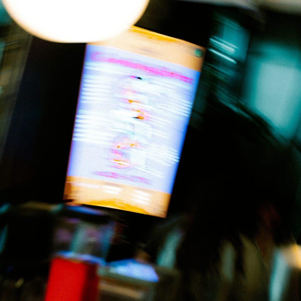 digitaler Vertrieb Brenne für deine Kaltakquise Telefon Akquise Neukunden gewinnen digitale Verkaufsunterstützung